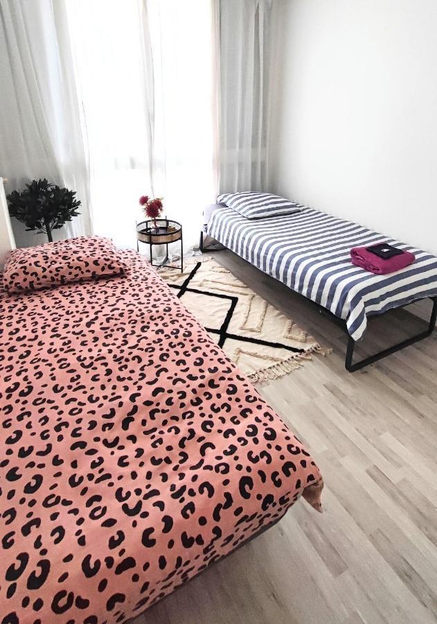 Bel Appartement Entre Disney Land Et Paris Chelles  Exterior photo